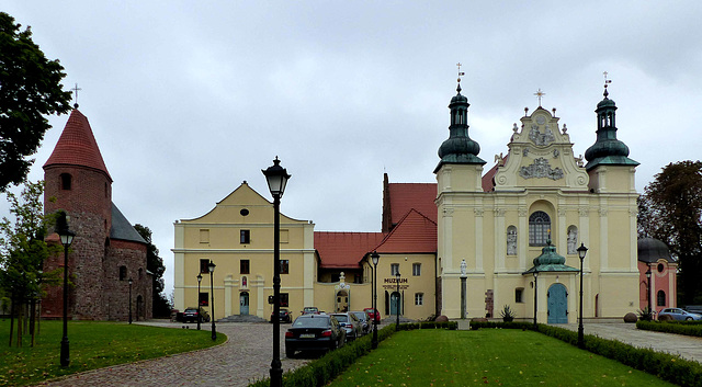 Strzelno - Rotunda św. Prokopa and Kościół Świętej Trójcy