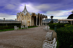 Benches at BeylerBeyi palace