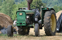 Vieux tracteur John Deere