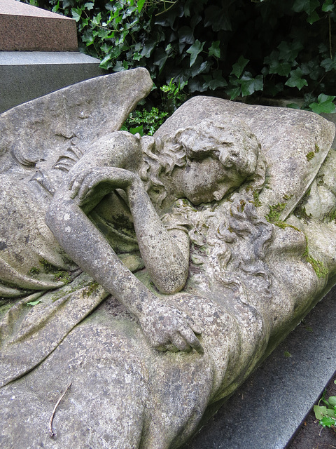 highgate west cemetery, london