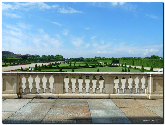 Giardini visti dalla Galleria grande