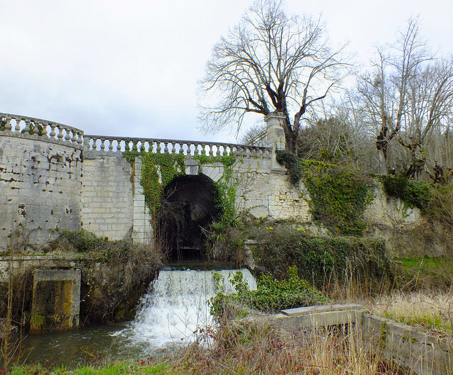 Ruines du Château de La Rochebeaucourt