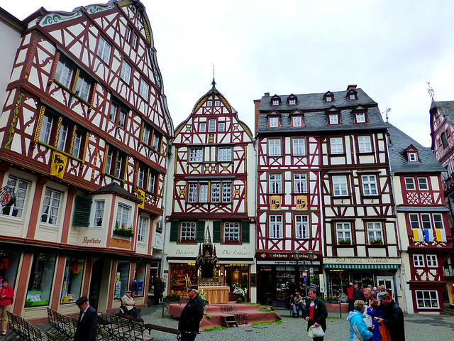 DE - Bernkastel-Kues - Markt