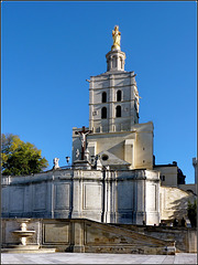 Avignon :  Notre Dame des Doms d'Avignon  -