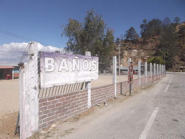 Baños y tope