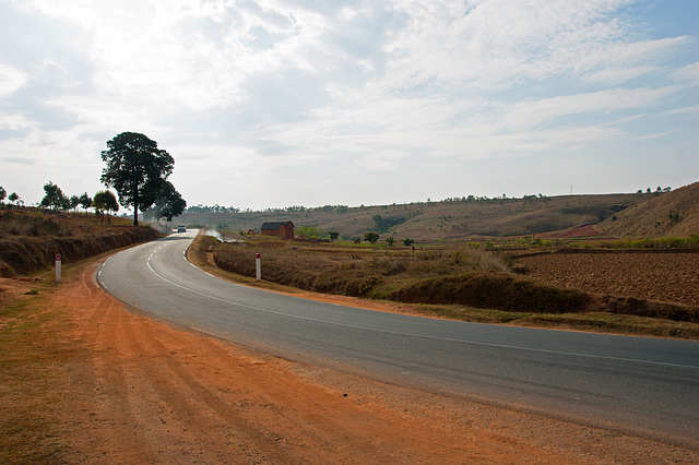 Between Antananarivo & Antsirabe_Madagaskar