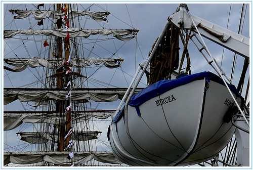 Voiles et canot
