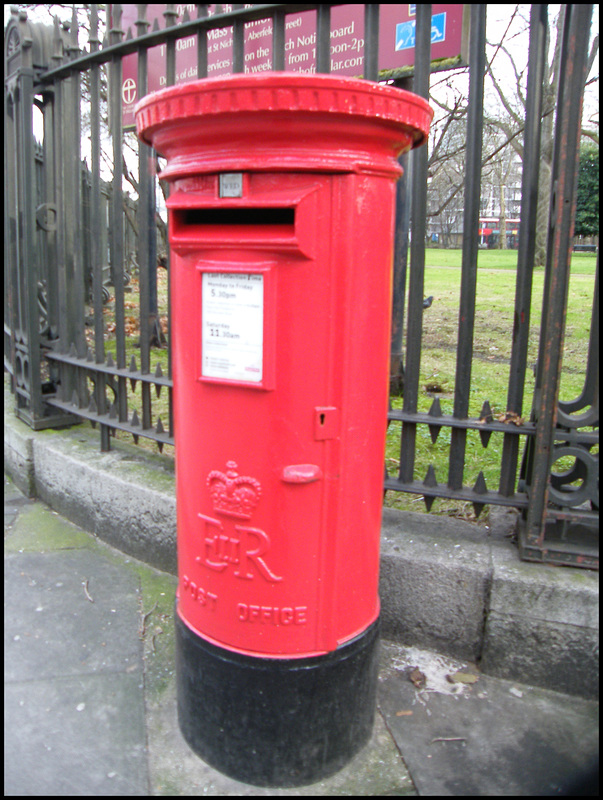 Poplar pillar box