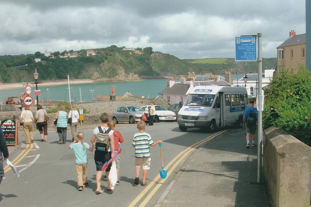 Silcox 817 FKH in Tenby - 25 Jul 2007