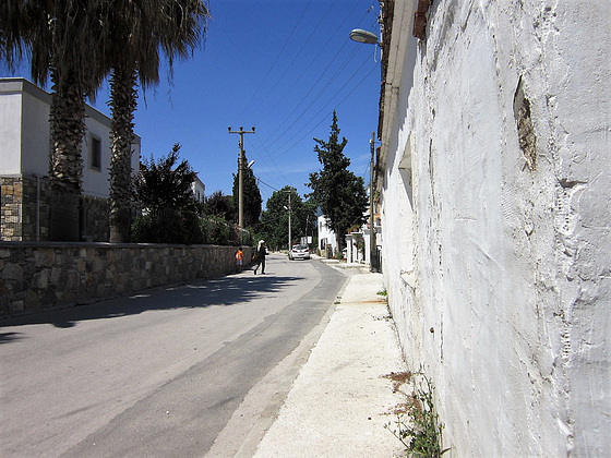 One of the streets near Mandi's home - you can see how busy it is!!!!