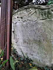 c18 gravestone of andrew snoutten +1753, hernhill church, kent (2)