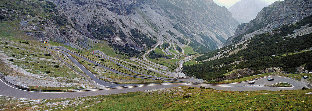 Passo dello Stelvio (Stilfserjoch) - snake road