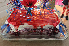 YUM YUM !!  Red , White and Blue  July 4th cake !!