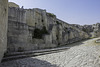 bei der Ponte Acquedotto in der Stadt Gravina in Puglia (© Buelipix)