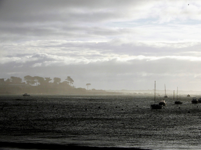 quand il pleut sur la mer,,,