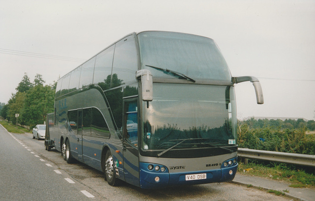 Domino Showtours V40 DSB near Pampisford – 14 August 2002 (501-02) Domino Showtours V40 DSB near Pampisford – 14 August 2002 (501-02)