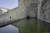 Brunnen auf der Westseite der Ponte Acquedotto in der Stadt Gravina in Puglia ... P.i.P.  (© Buelipix)