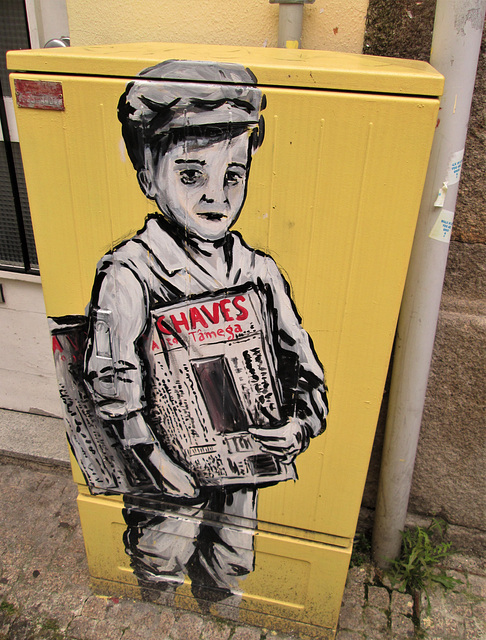 Street art on electricity box.