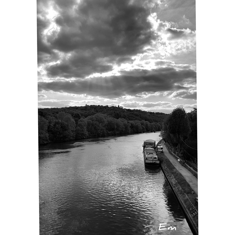 Péniche sur la Seine