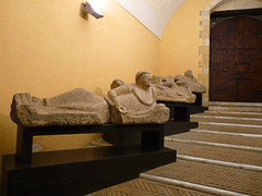 Statue etrusche