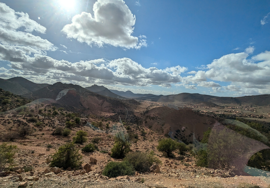 Paysage hallucinant du royaume du Maroc qui porte bien son nom !