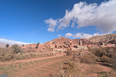 Un sentier non idéal pour marcher Un sentier non idéal pour marcher