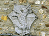 Montone - Das Wappen an der Wand