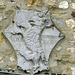 Montone - Das Wappen an der Wand