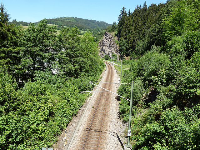 Immer wieder romantische Stellen an der Murgtal Bahnstrecke