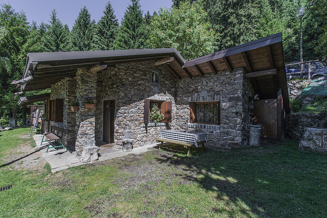 Rifugio Palam Palè, Demo - Brescia