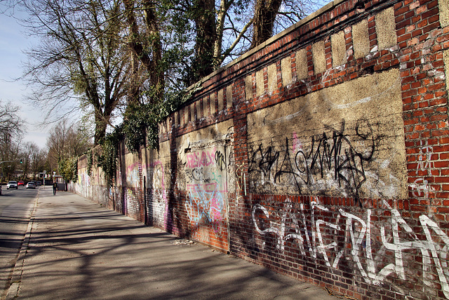 Alte Zechenmauer von Kurl 1/2 (Dortmund-Kurl) / 12.03.2022