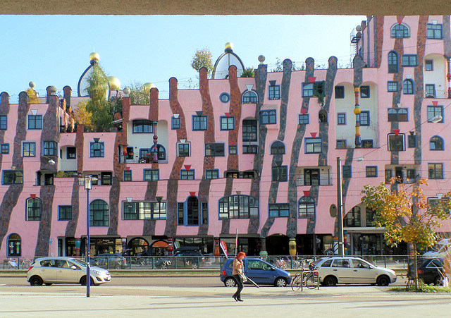 Das Hundertwasserhaus (Grüne Zitadelle) in Magdeburg