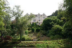Malmesbury Abbey House Gardens