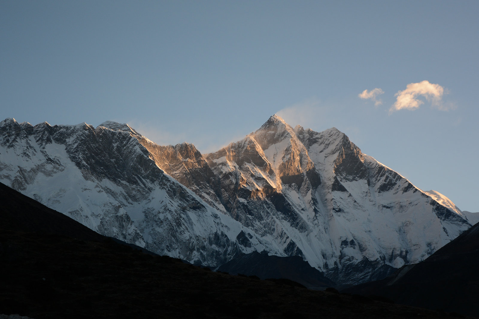 Sunrise over the Himalayas, Everest (8848m) and Lhotse (8516m)