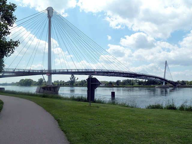 Passerelle des Deux Rives