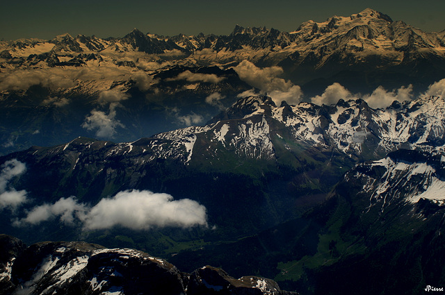 Chaine des Aravis et chaine du Mt Blanc