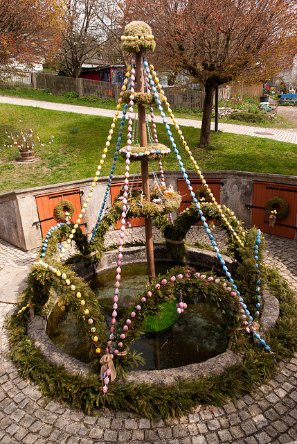 Osterbrunnen im Fichtelgebirge