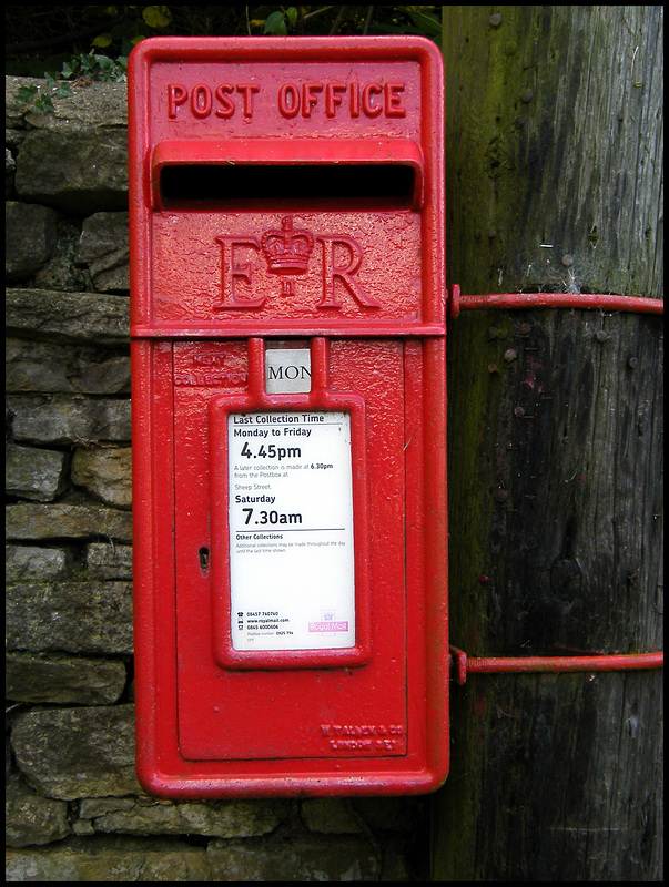 Upper Heyford lamp box