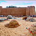 Hammamet : tante reti lasciate sulla spiaggia vicino alla fortezza