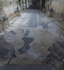 Two apses (1)