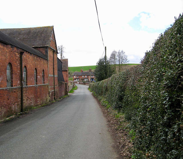 Looking south leaving Claverley