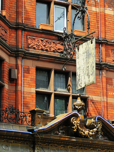 ye olde axe, bethnal green road, shoreditch (12)