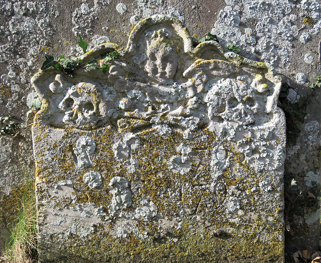 c18 gravestone, ash by sandwich church, kent (1)