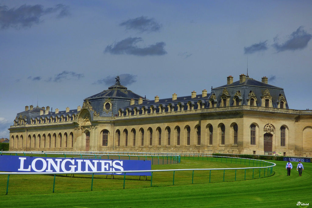 Longines toujours au prix de Diane