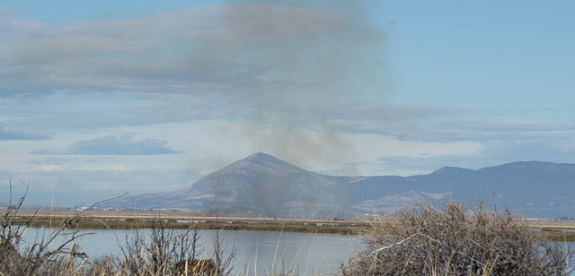 Tule Lake National Wildlife Refuge stubble burning  (0990)
