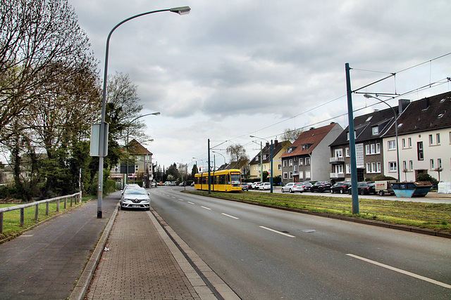 B231 Frintroper Straße (Essen-Borbeck) / 2.04.2022