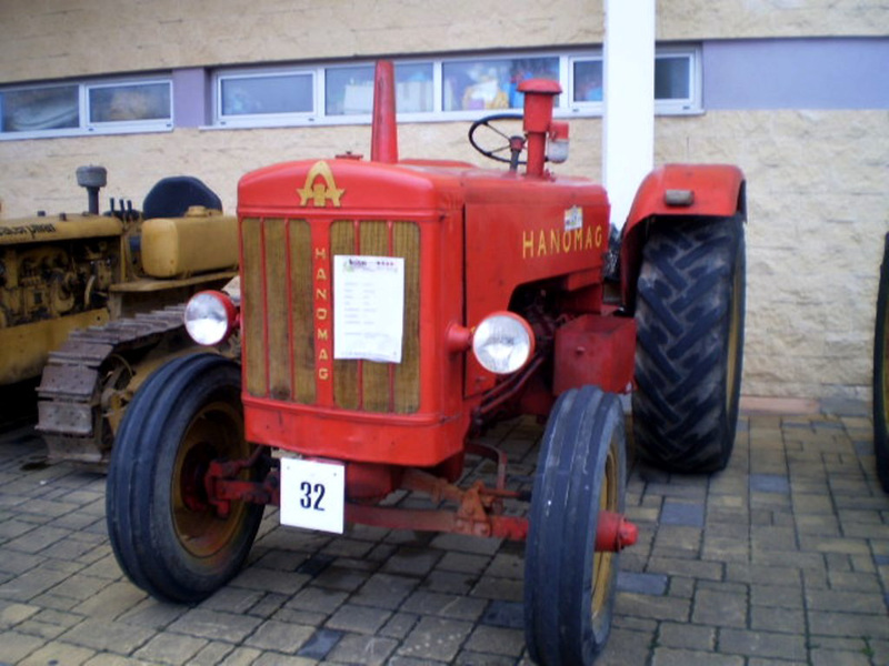 Hanomag R55 (1954).