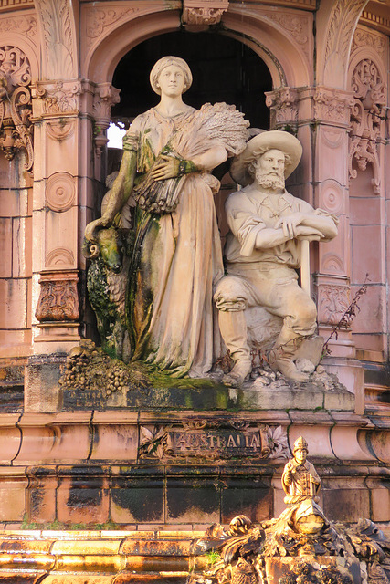 doulton fountain, glasgow green