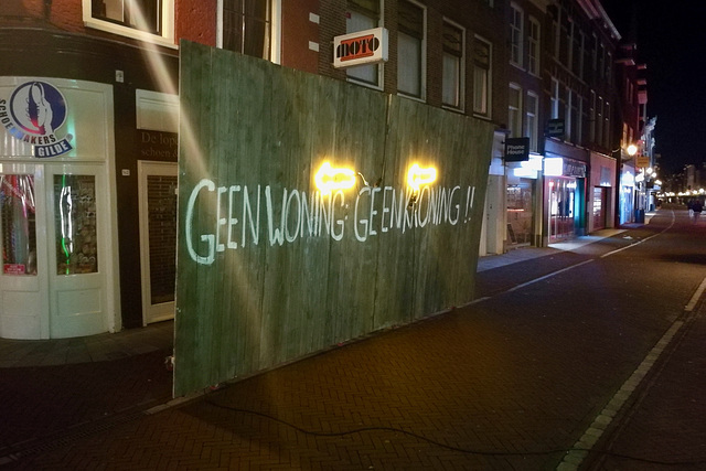 Geen woning, geen kroning