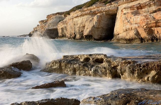 SeaCaves, Paphos